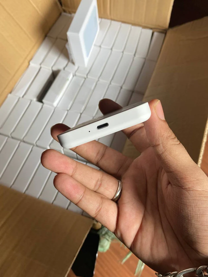 MagSafe Wireless Powerbank - 5000mAh Battery Capacity