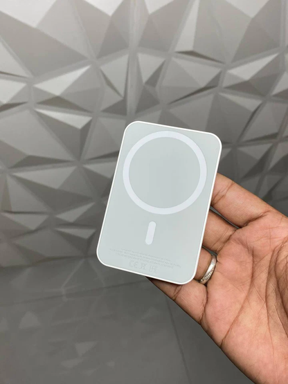 MagSafe Wireless Powerbank - 5000mAh Battery Capacity